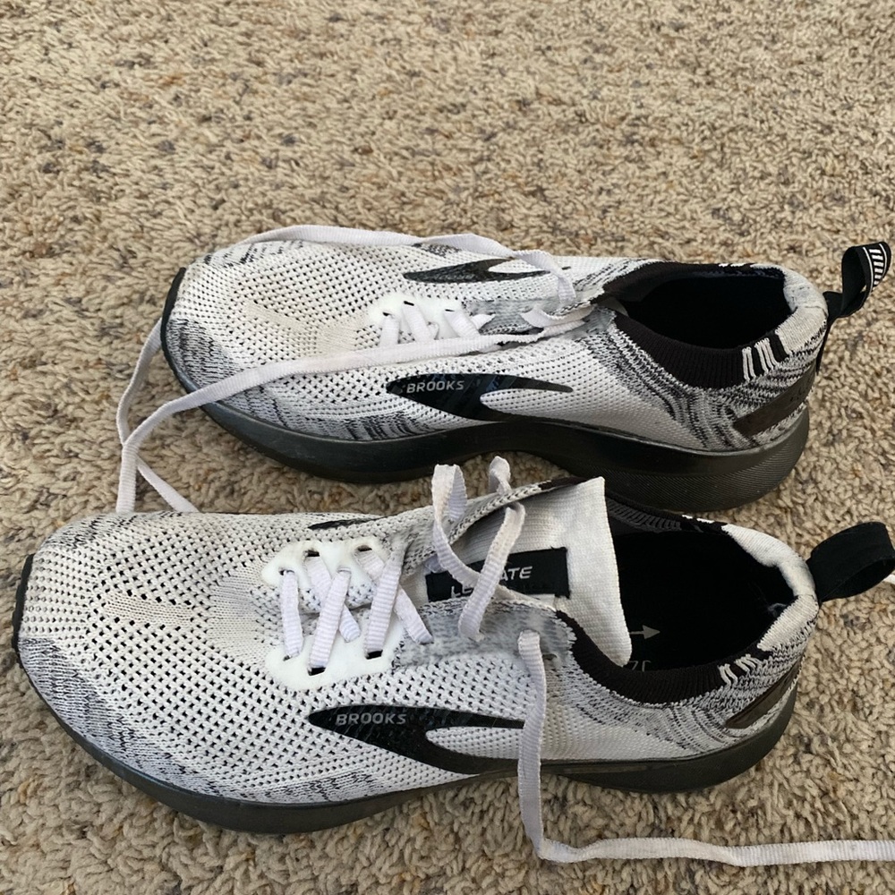Brooks Levitate 4